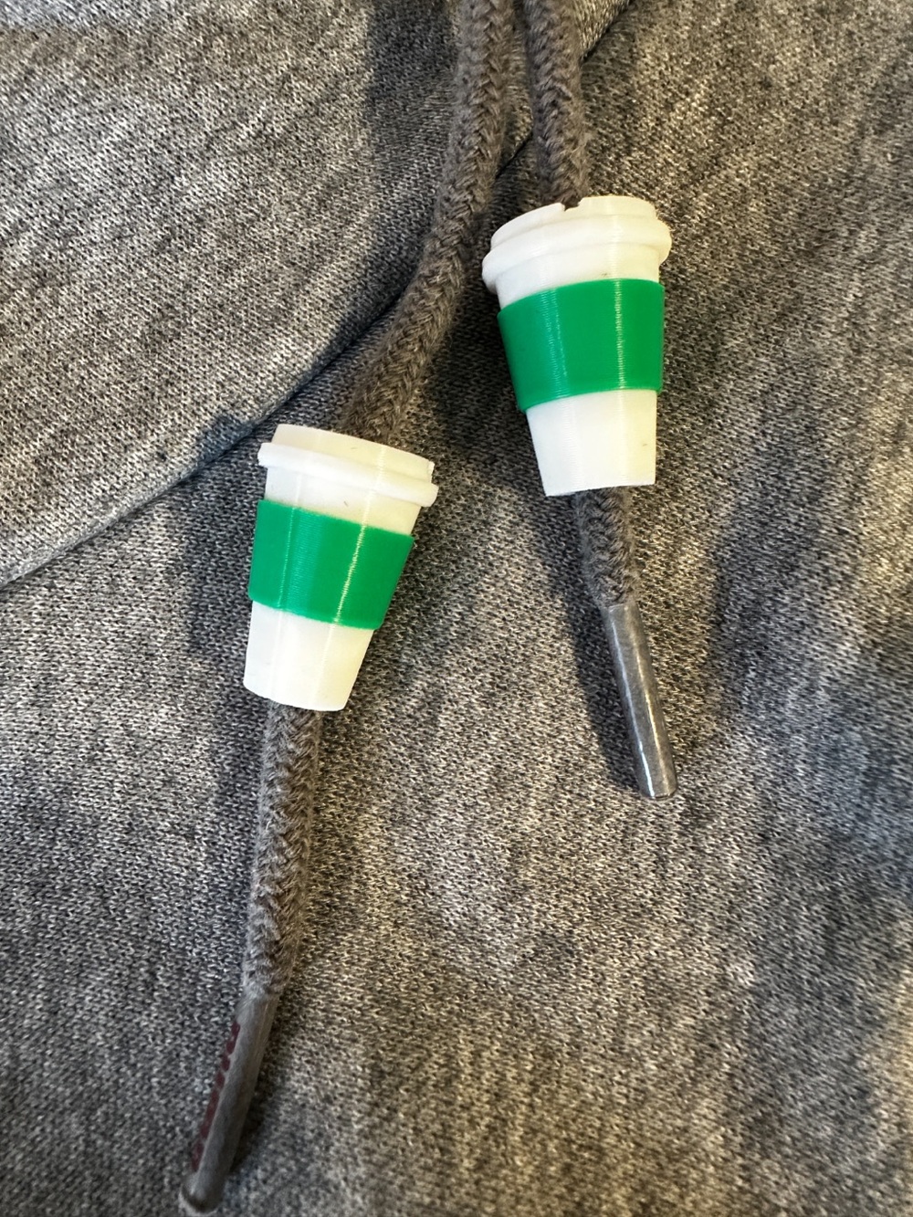 Green and White Party Favor Shot Cup String Charms - Unbranded
